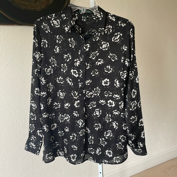 Ralph Lauren beautiful silky floral button down blouse - Picture 1 of 8